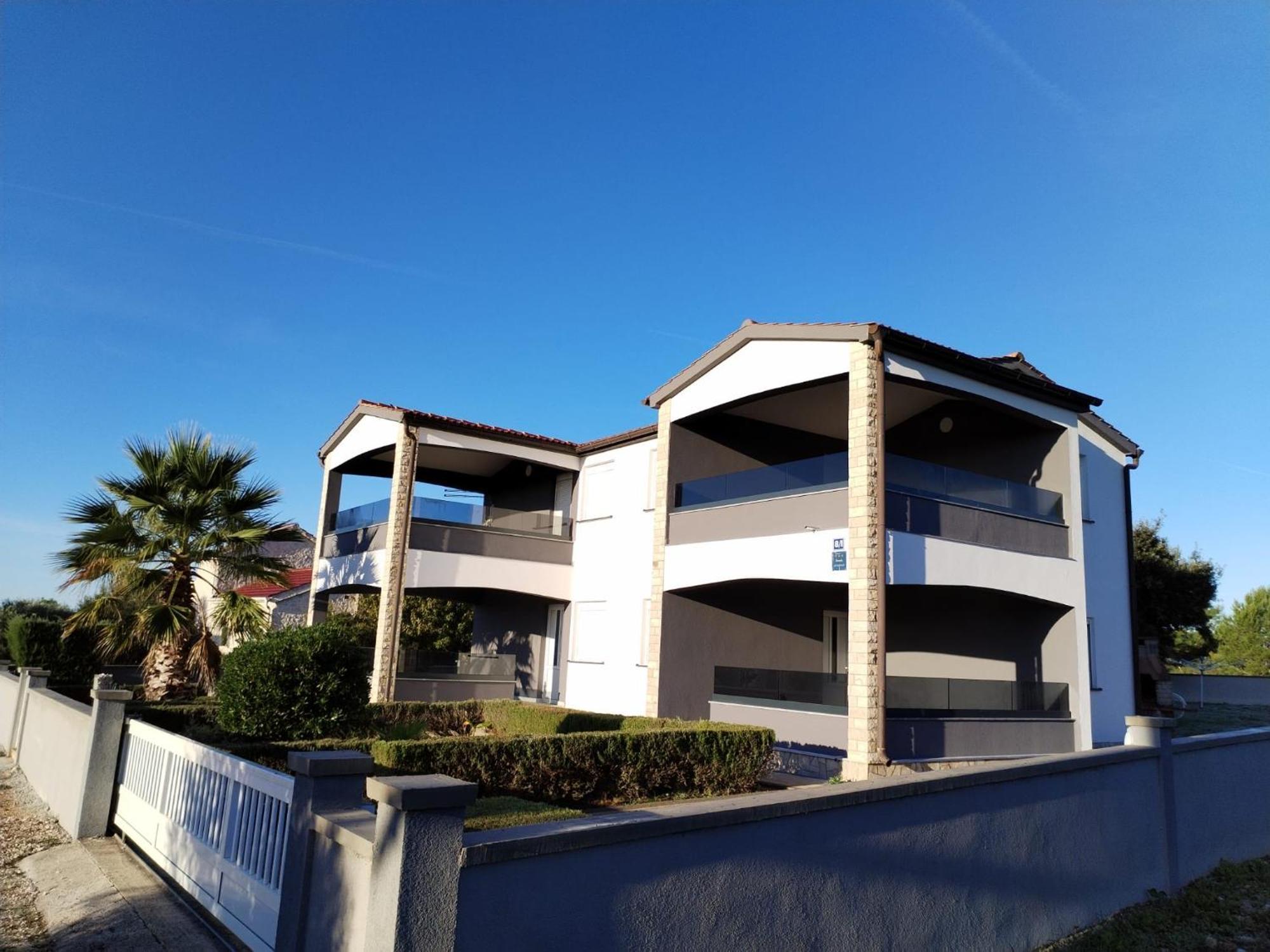 Duda Apartment Vir
